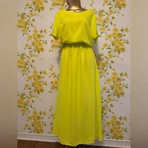 Short sleeve Midi Dress size L